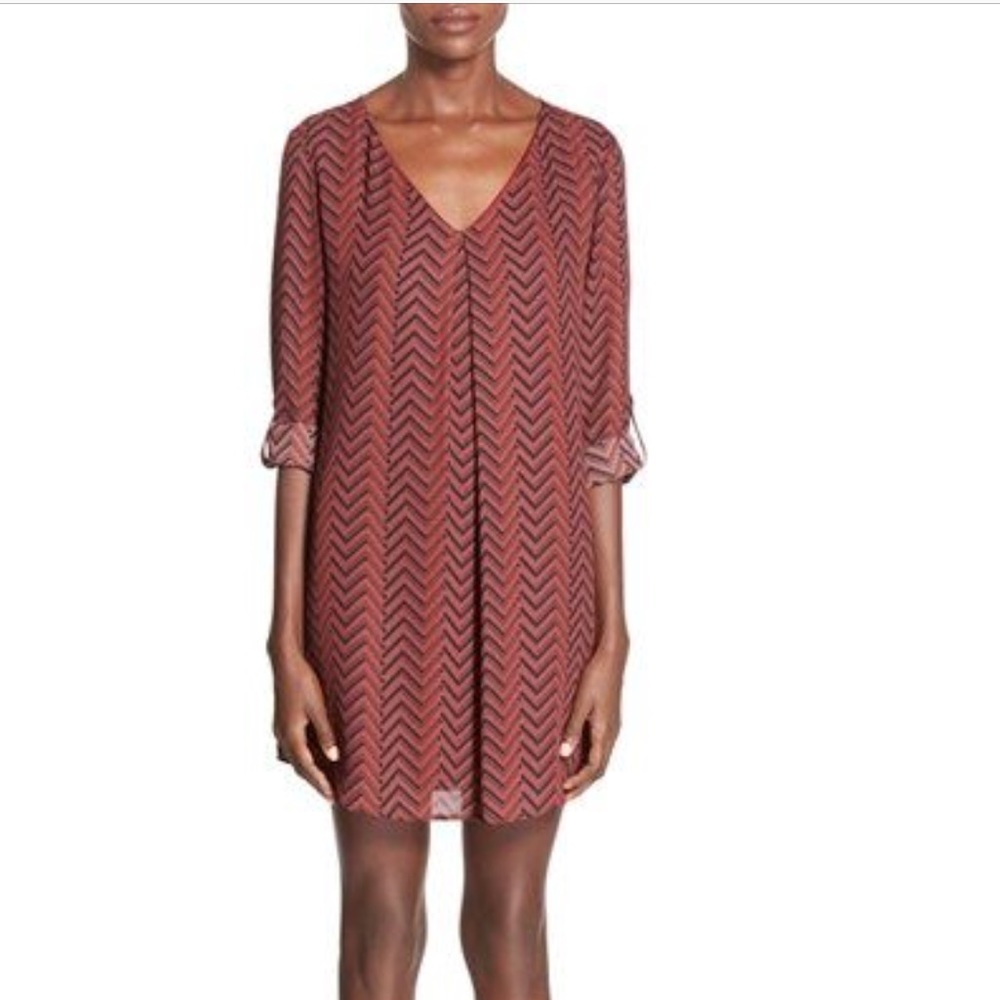 Lush ‘Karly’ Chevron Shift Dress